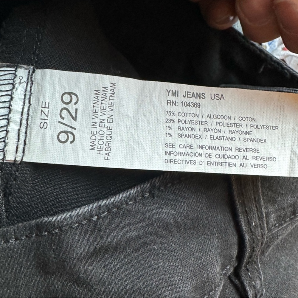 YMI Flare Fit Jeans NWT - Picture 8 of 12